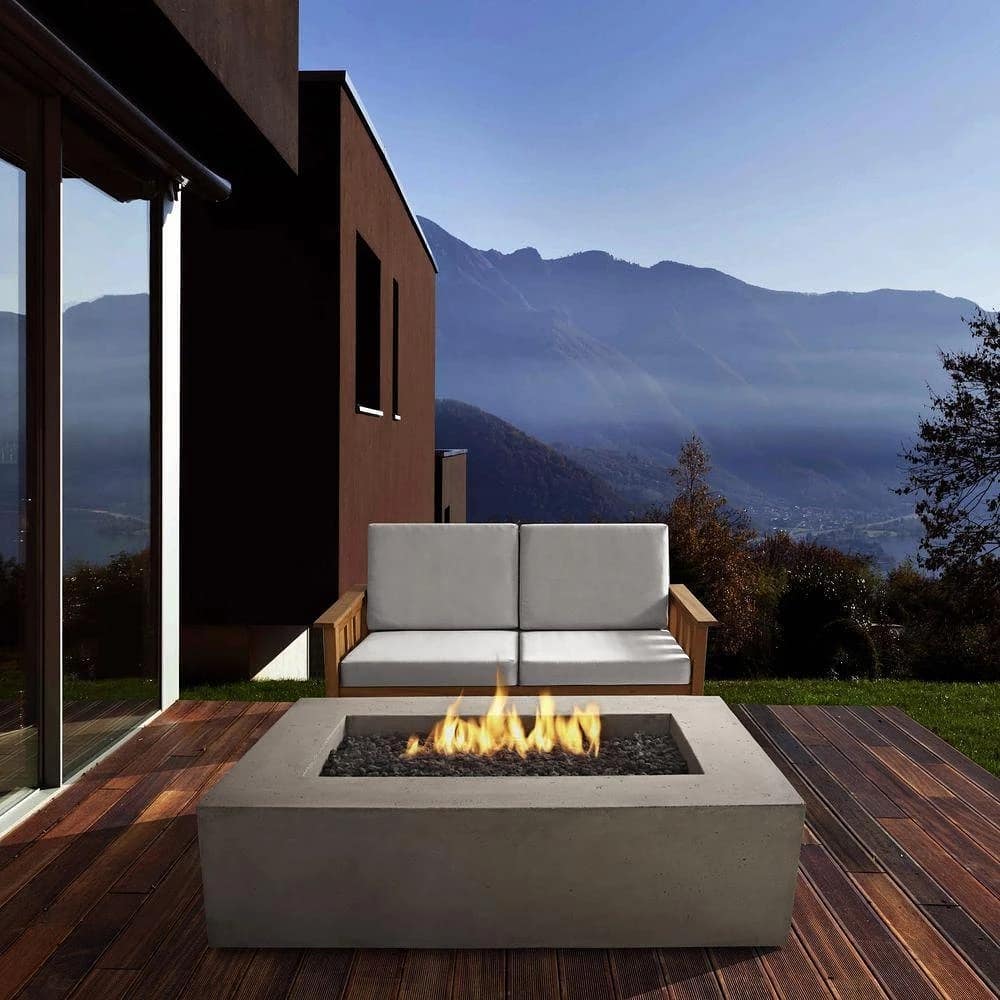 A Complete Buyer’s Guide On Fire Pits