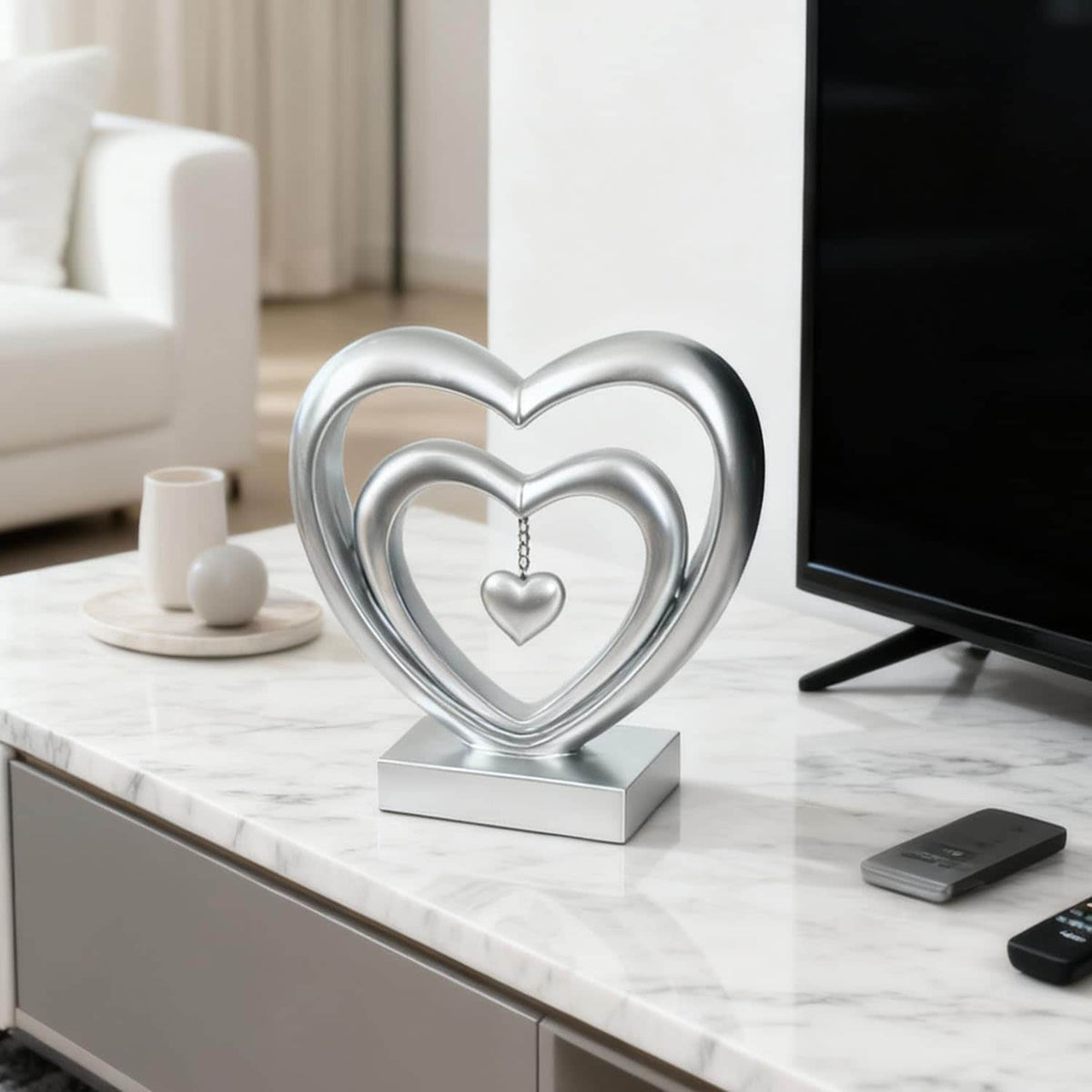 Ferrisland 9.45 Inch Resin Heart Sculpture Decorative Centerpiece - Modern Art Home Decor, Thanksgiving Valentines Day for Her, Unique Romantic Desktop Ornament (Silver) Ferrisland