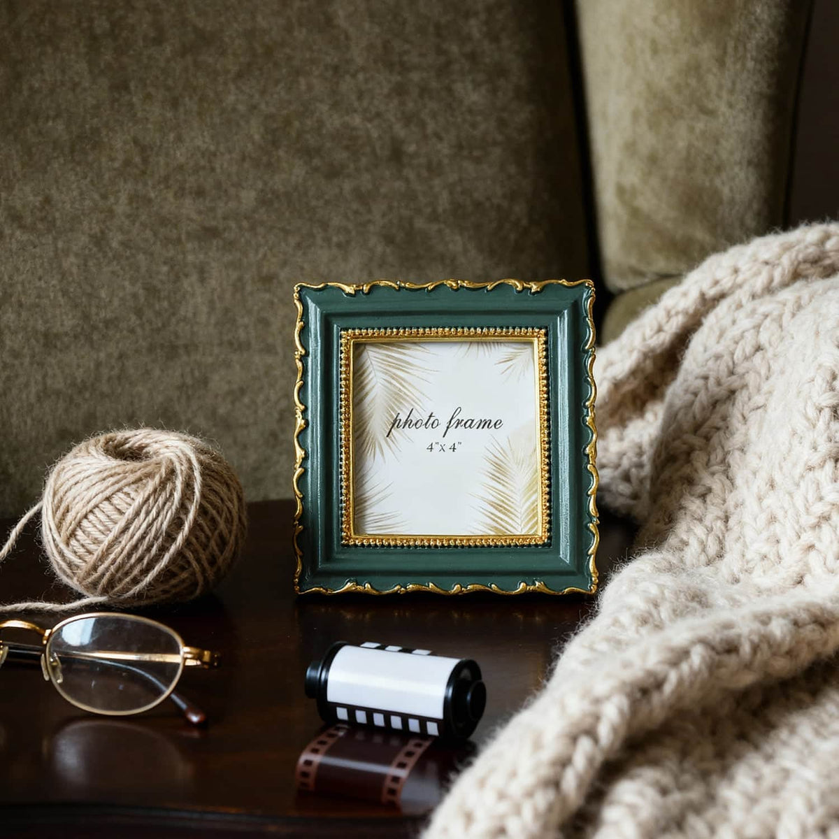 Ferrisland Vintage Picture Frame, Green Antique Ornate Picture Frame 4X4 Ferrisland