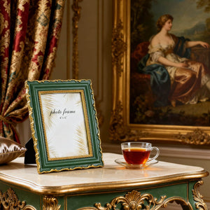 Ferrisland Vintage Picture Frame, Green Antique Ornate Picture Frame, Victorian Retro Decorative Photo Frames for Tabletop & Wall, Baroque Home Decor Frames, Gift Idea(Green, 4X6) Ferrisland