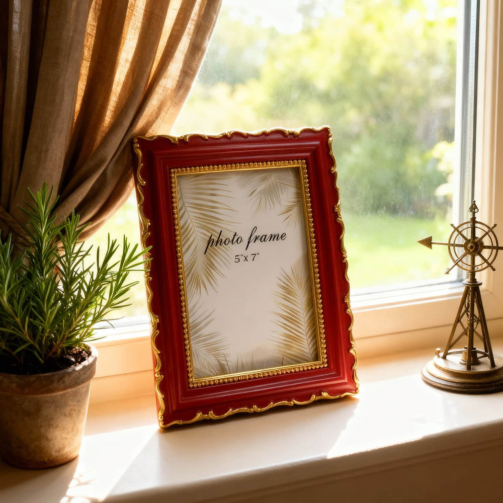 Ferrisland Vintage Picture Frame, Red Antique Ornate Picture Frame 5X7 Ferrisland